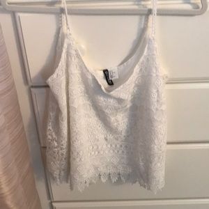 HM TANK TOP NEVER WORN